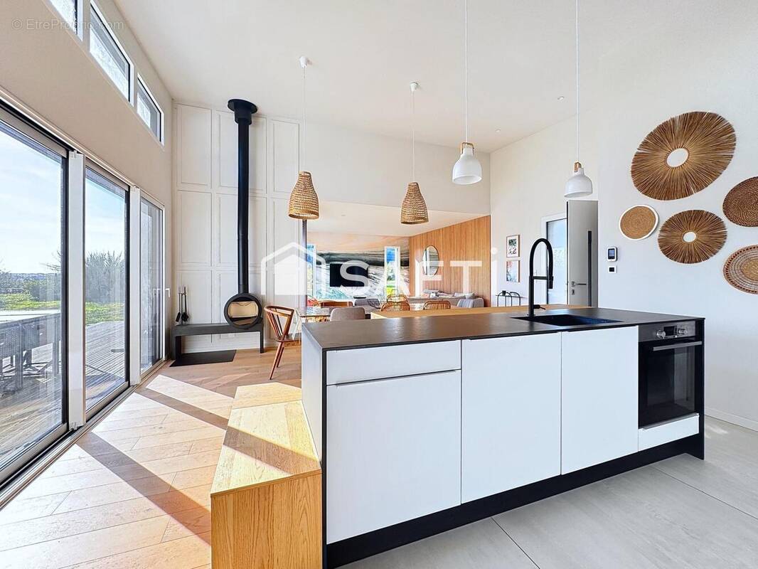 Photo 1 - Maison à LANNILIS