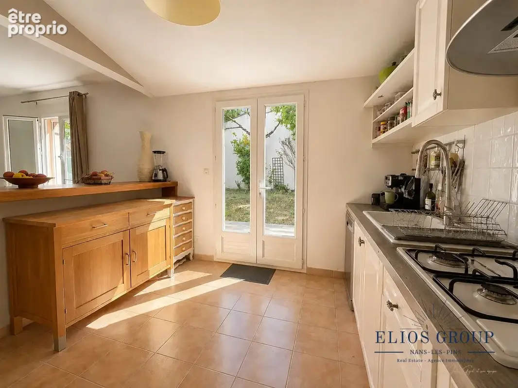 Maison 5 pièces 111 m² à vendre à Saint-Maximin-La-Sainte-Baume (83470) - photo 8