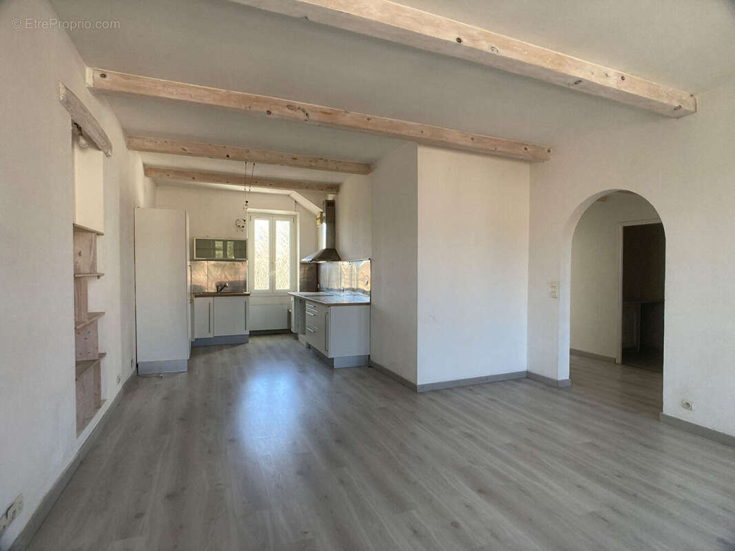 Appartement à SAINT-CYR-SUR-MER