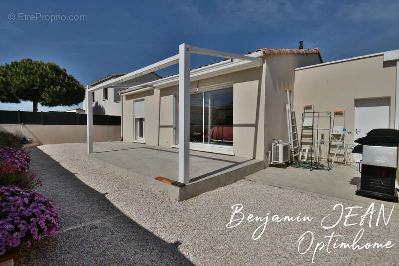 Maison à SERIGNAN