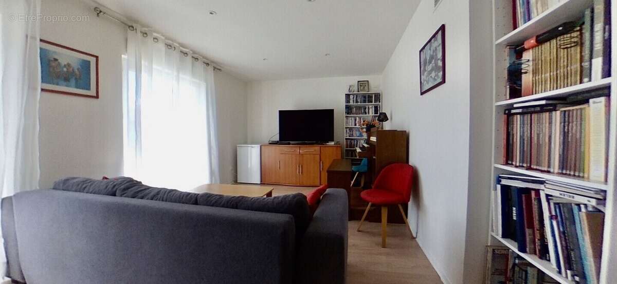 Maison 149 M2 – 4 chambres jardin et piscine - photo 10