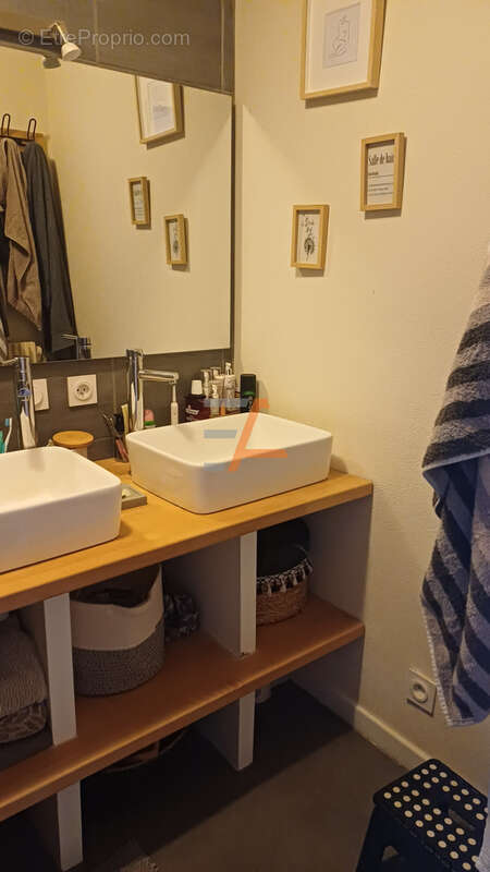 Appartement à SAINT-ETIENNE