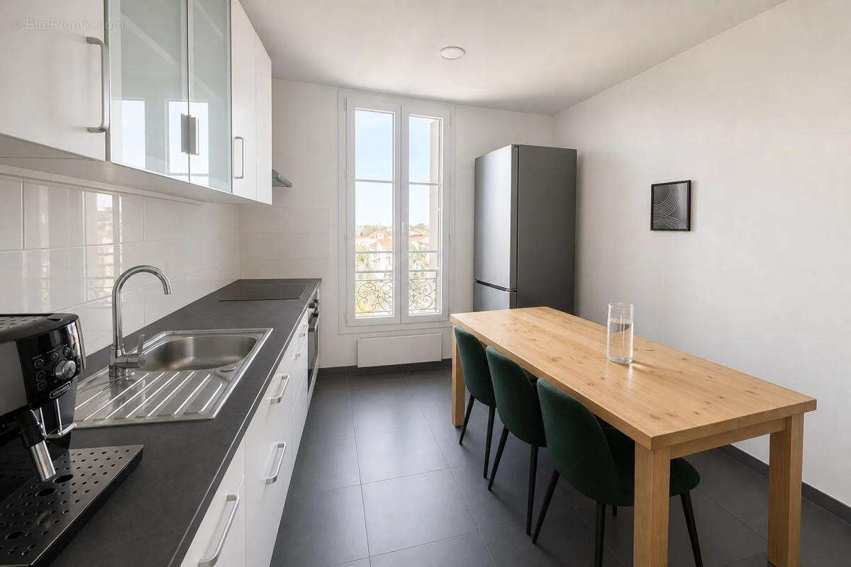 Appartement à BOIS-COLOMBES