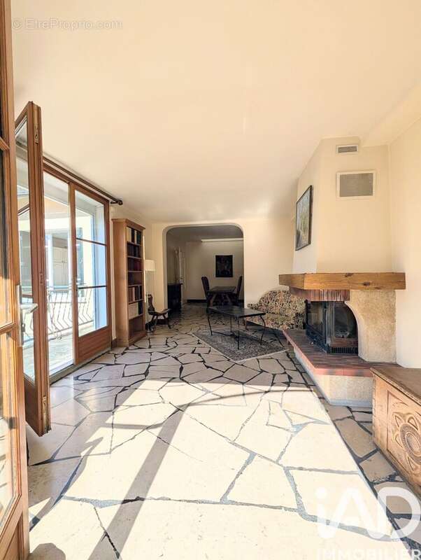 Photo 7 - Maison à CHEVRIERES