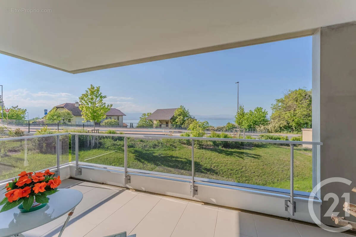 Appartement à EVIAN-LES-BAINS
