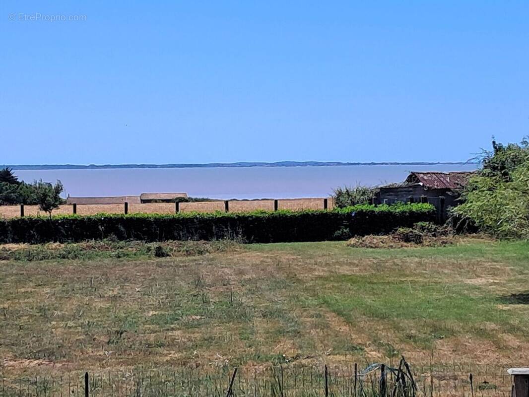 Maison à PORT-DES-BARQUES