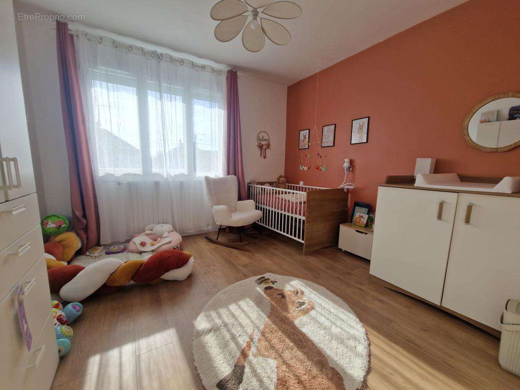 Maison à CONNERRE