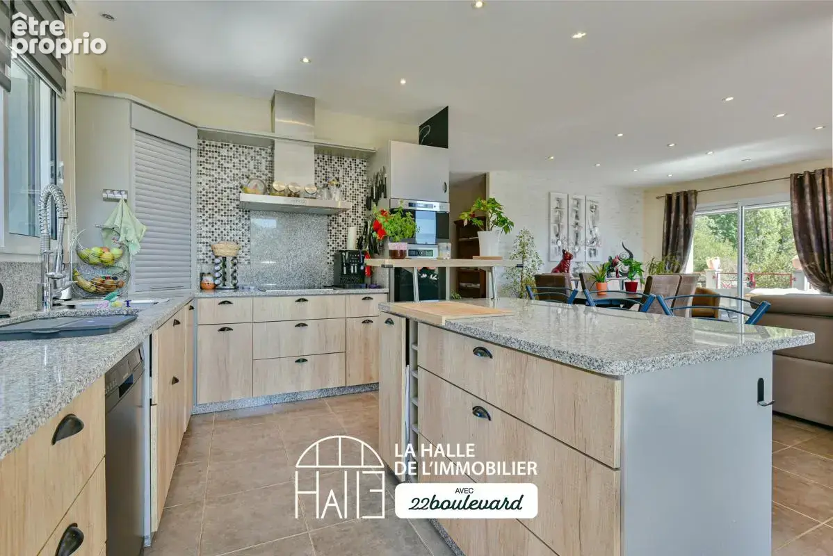 Maison 8 pièces 164 m² à vendre à Chaptelat (87270) - photo 8