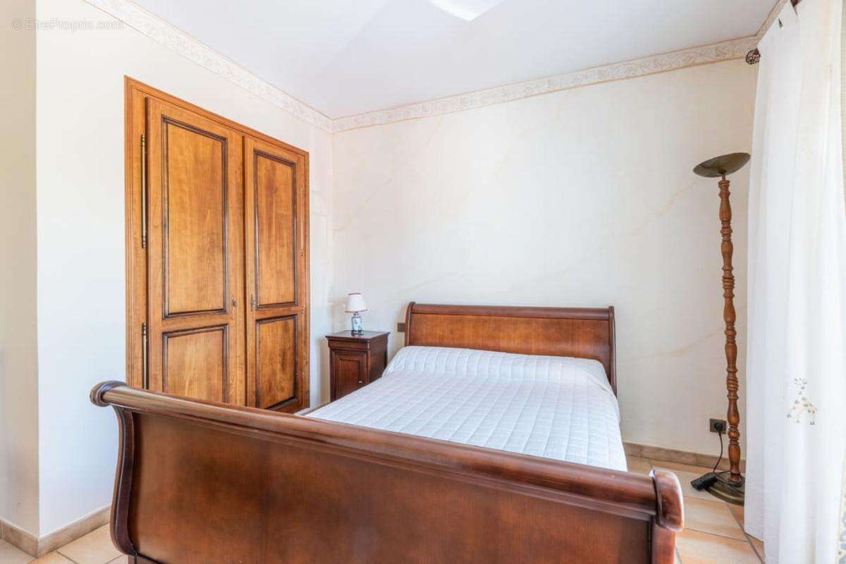 Maison 155 m² à Toulon  - photo 3