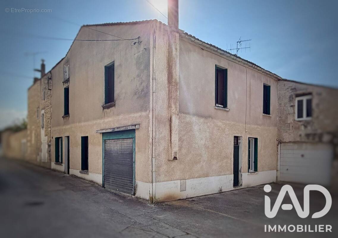 Photo 1 - Maison à ROUILLAC