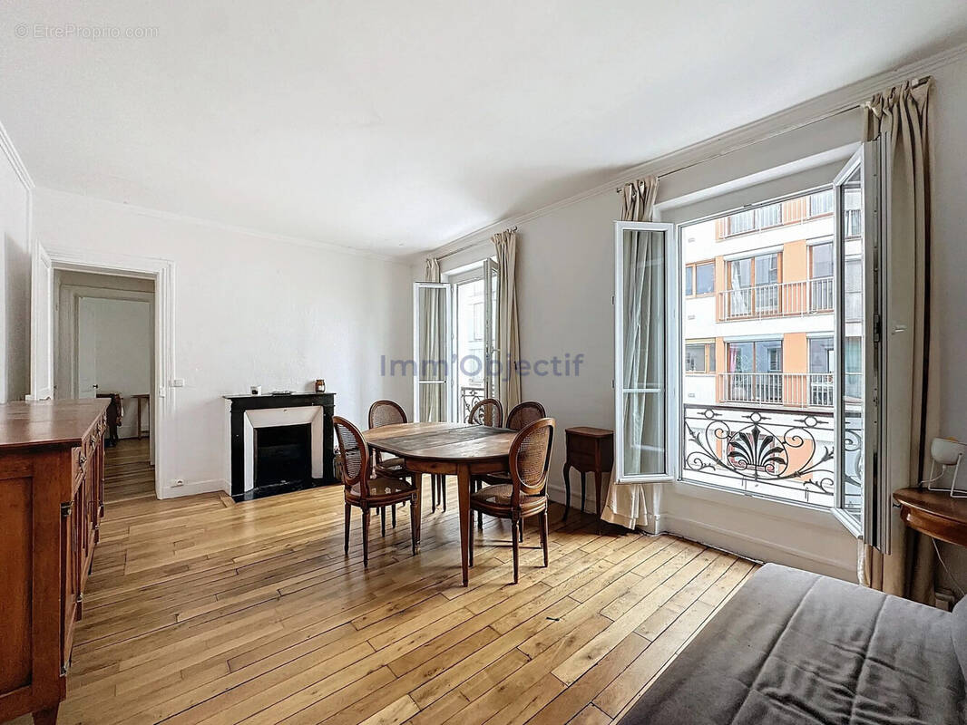 Appartement à PARIS-12E