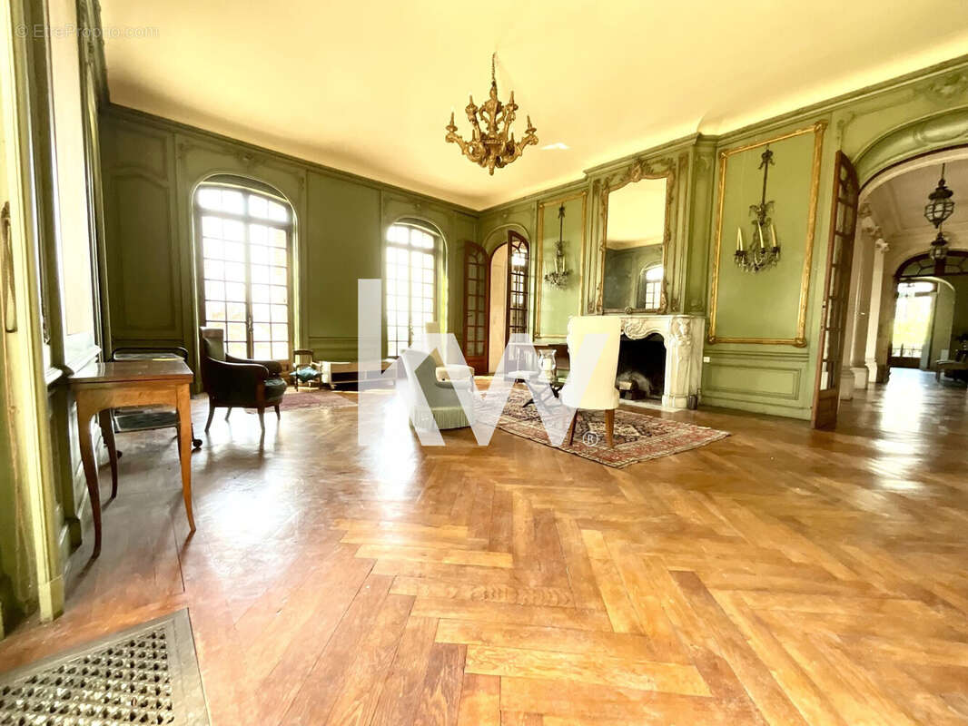 Maison à L'ETRAT