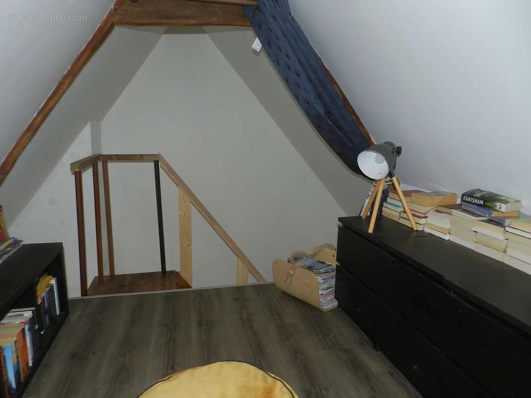 Maison à SAINT-PIERRE-SUR-DIVES