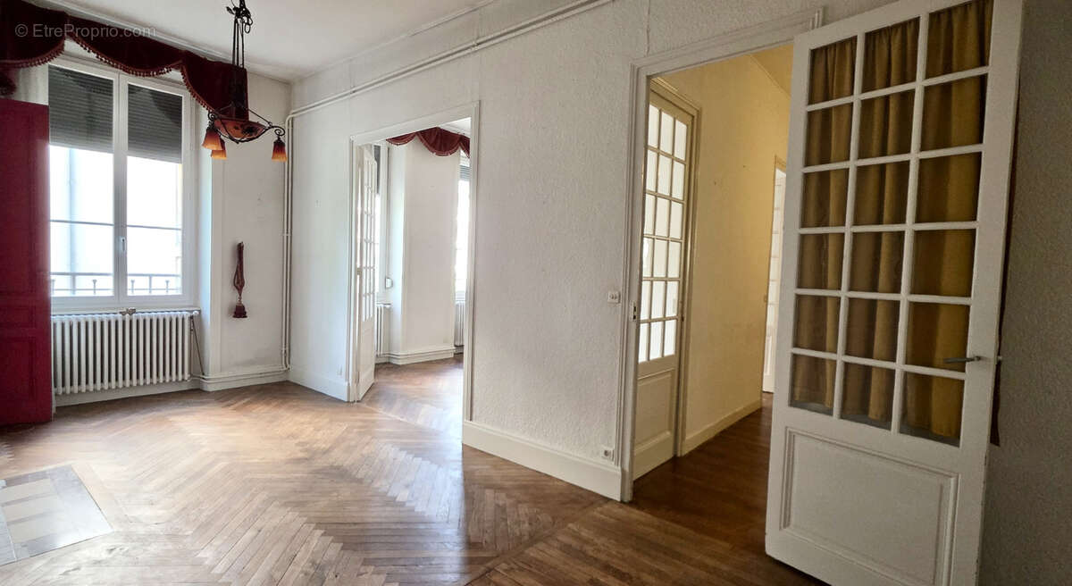 Appartement à LYON-1E