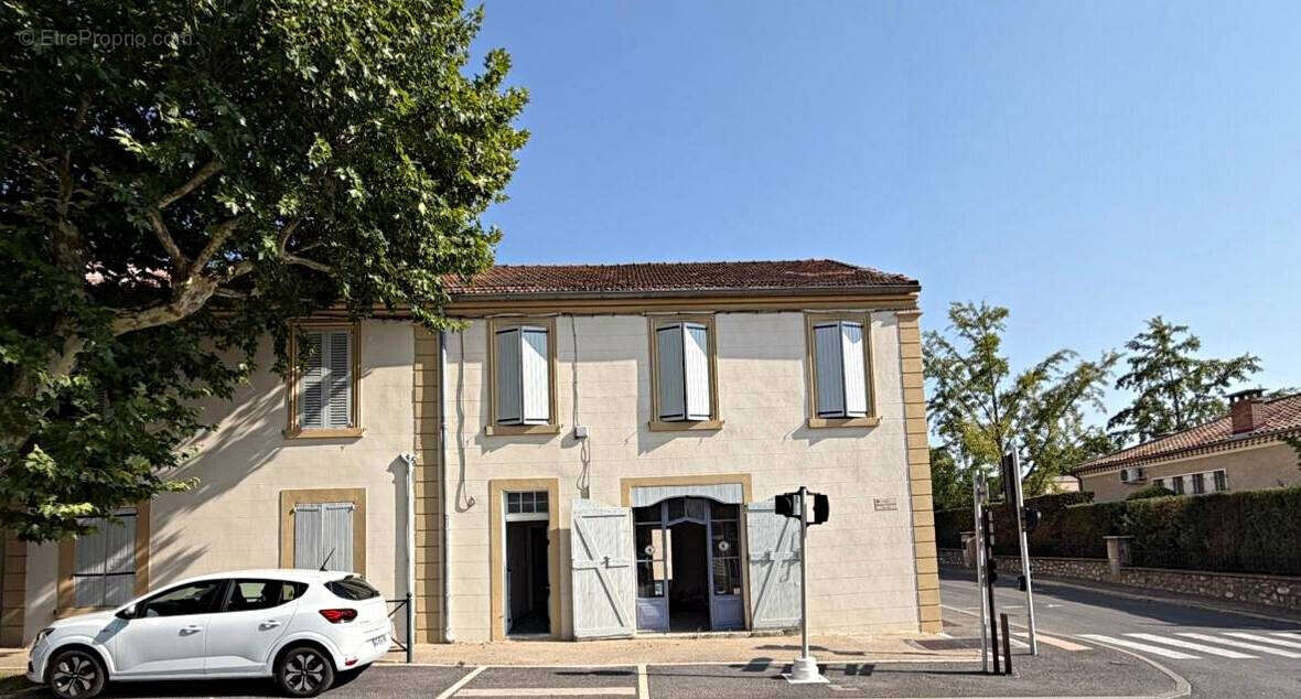 Commerce 75 m² à Volonne  - photo 9