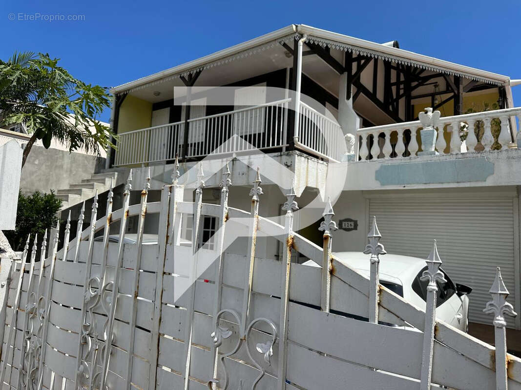 Maison à SAINT-PIERRE