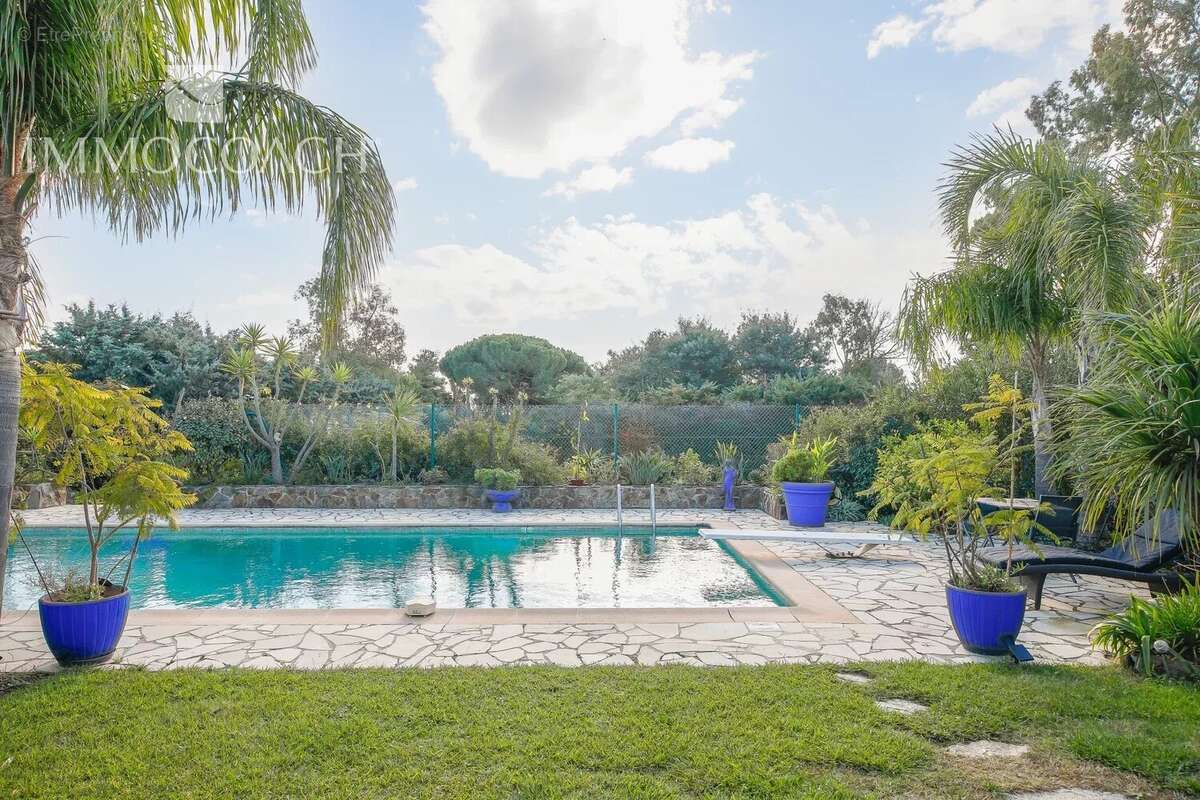 Maison à LA LONDE-LES-MAURES