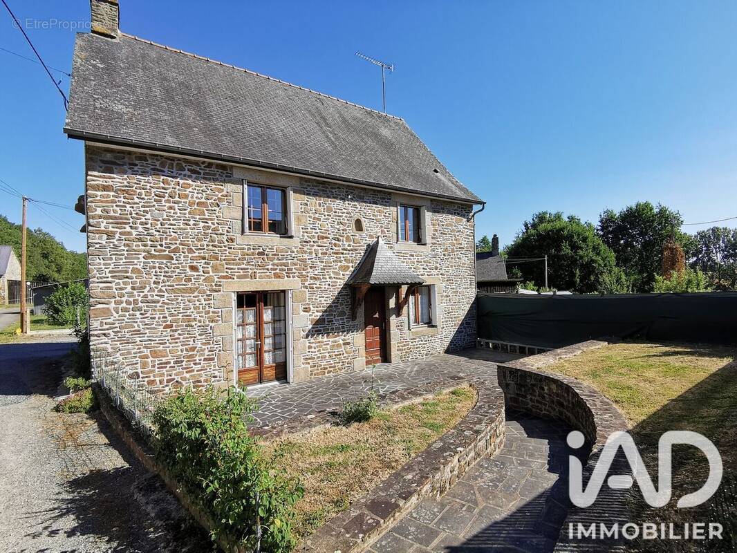 Photo 1 - Maison à LA SELLE-EN-COGLES