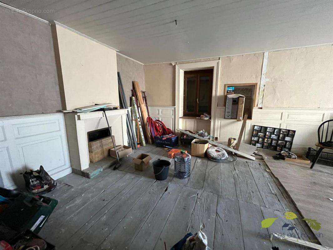 Maison à SAINT-MOREIL