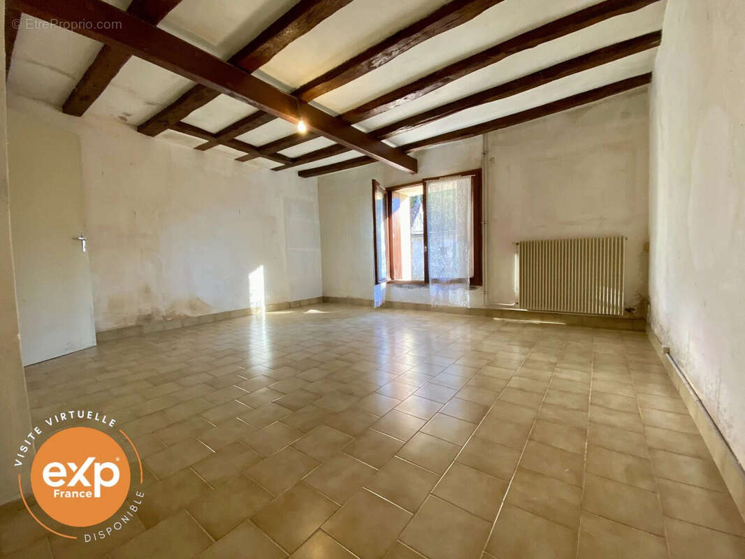 Maison 75 m² à Saint-Flovier  - photo 5