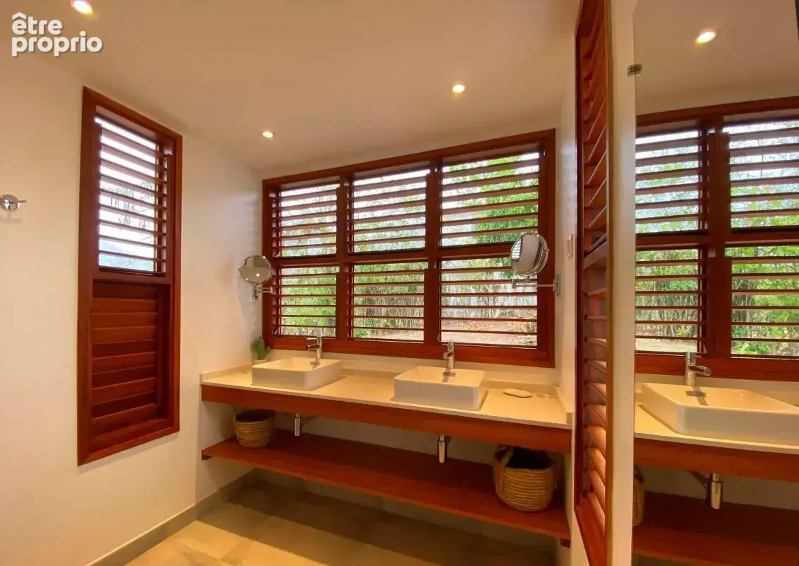 Maison + piscine Le Diamant 4 pièce(s) 184.64 m2 À Vendre - photo 3