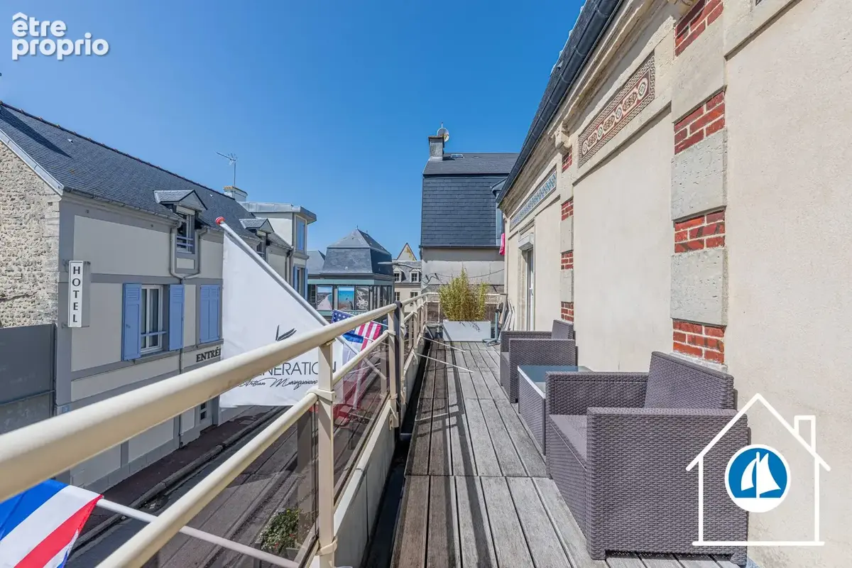 Maison 8 pièces 250 m² à vendre à Arromanches-Les-Bains (14117) - photo 3
