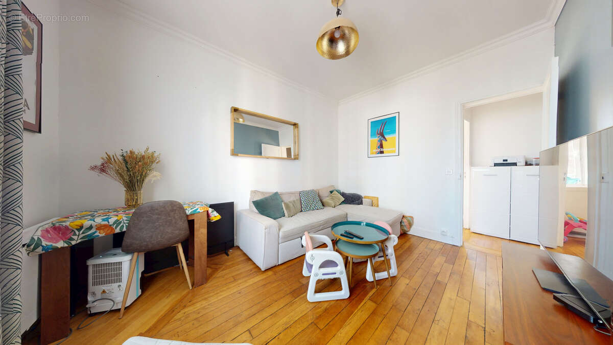 Appartement à COLOMBES