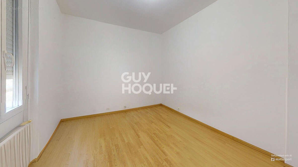 Immeuble de rapport A VENDRE à PODENSAC - photo 4
