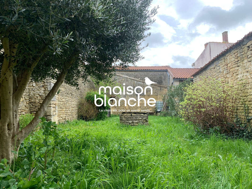 Maison à MURON