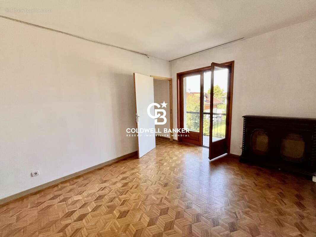 Appartement avec combles aménageables proche gare d'Annemasse - photo 6