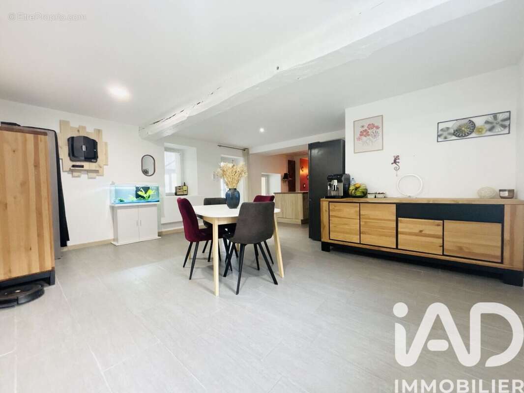 Maison 130 m² à Ferce  - photo 5