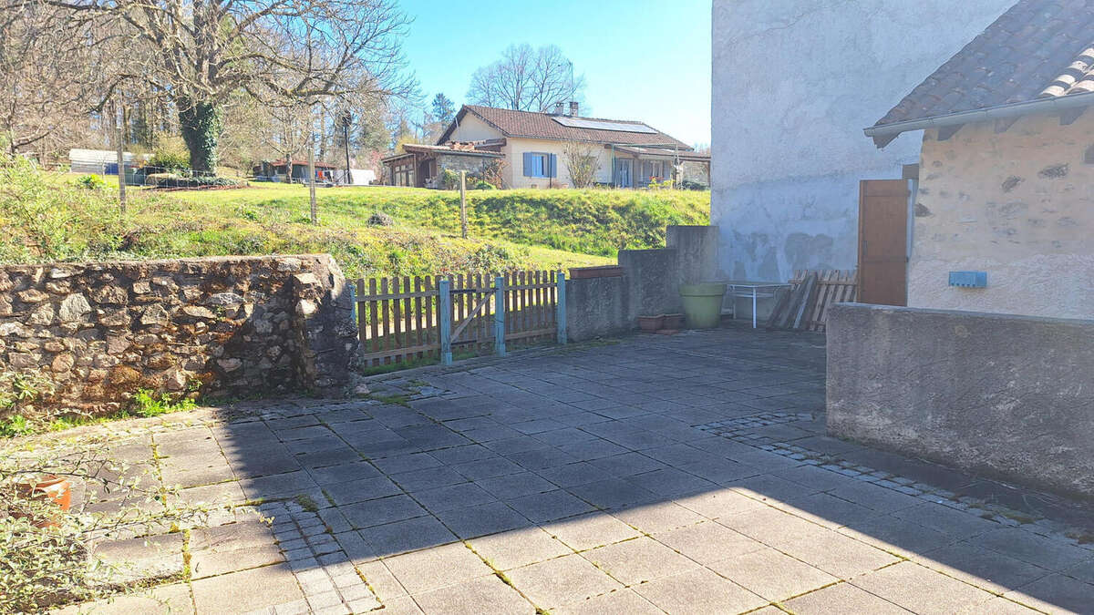 20260317_142254 - Maison à SAVIGNAC-DE-NONTRON