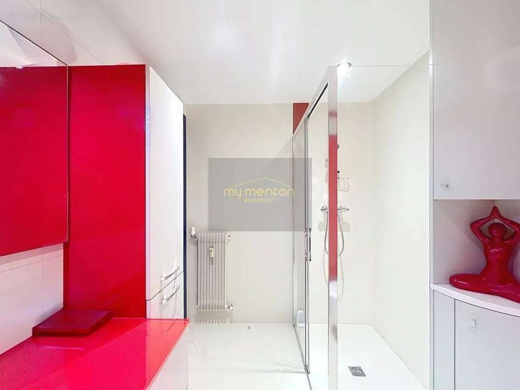 Appartement à MENTON