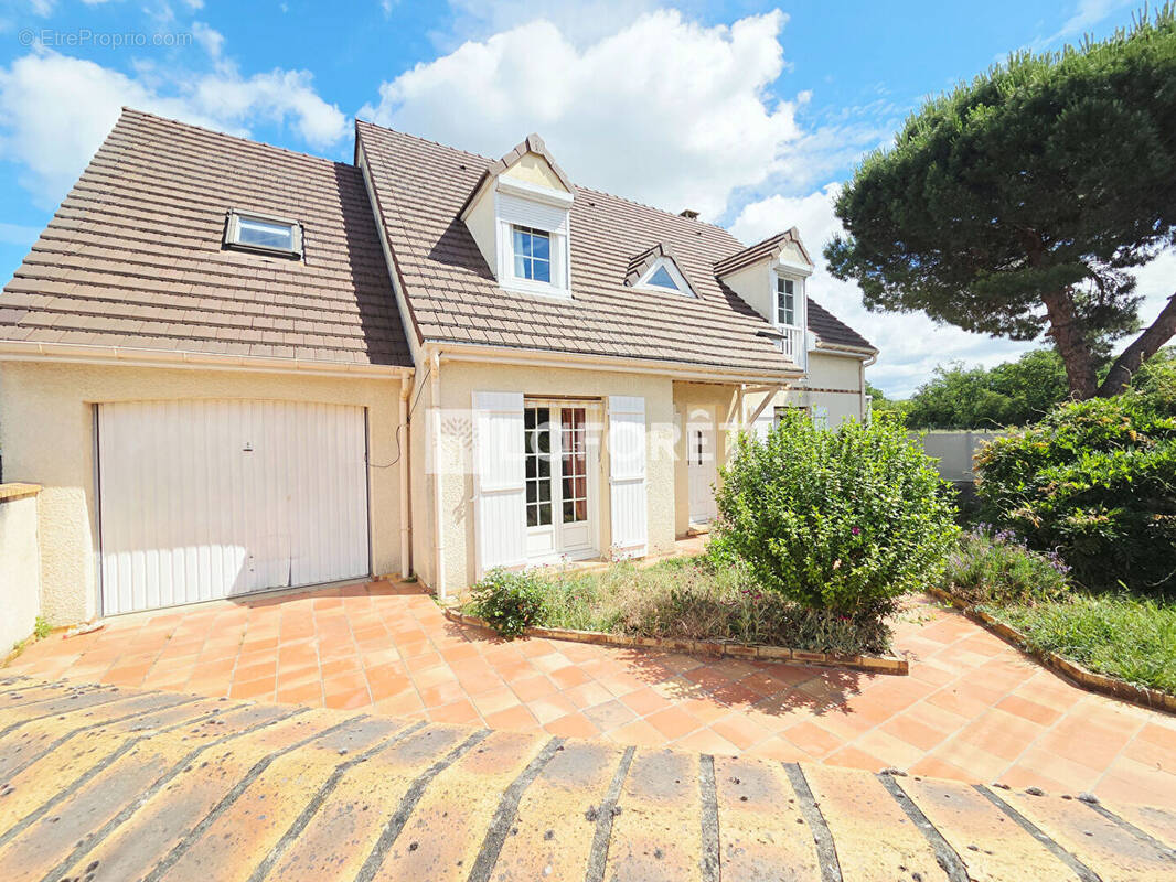 Maison à PORCHEVILLE