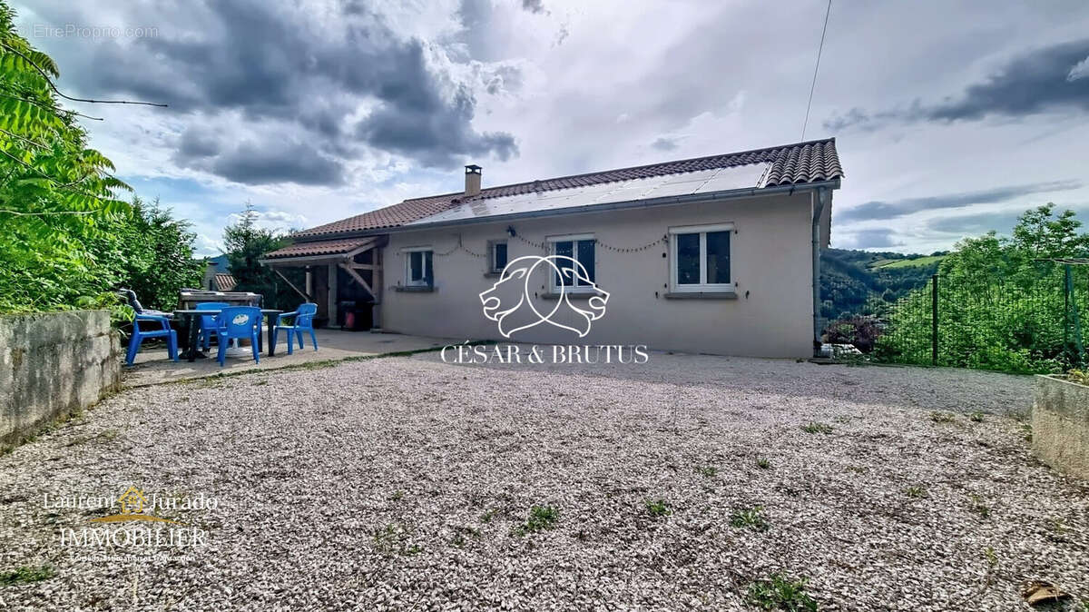 Maison à CHAMBOST-ALLIERES