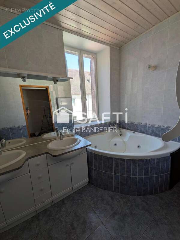 Appartement 75 m² à Orgelet  - photo 6