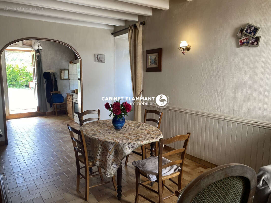 Maison à HAUTEROCHE