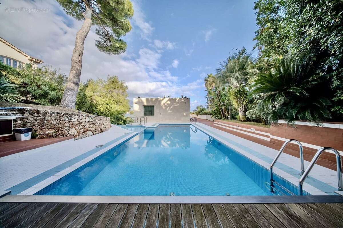 Maison à ROQUEBRUNE-CAP-MARTIN