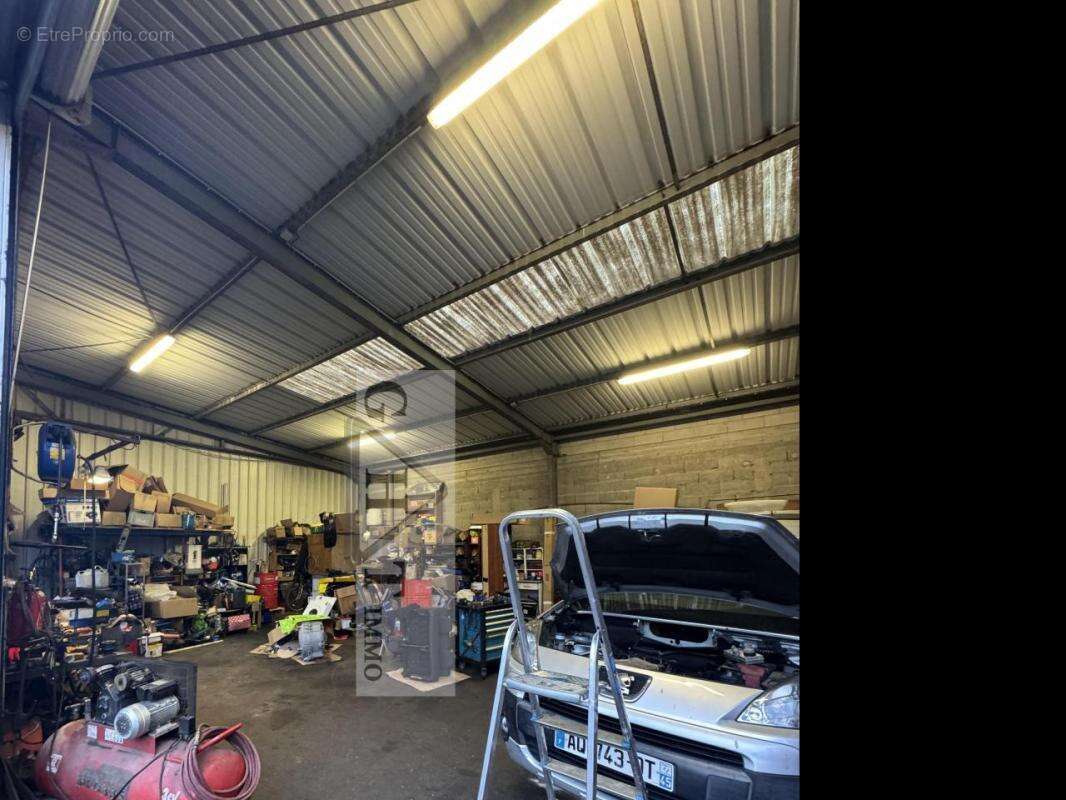 Terrain à BALLAINVILLIERS