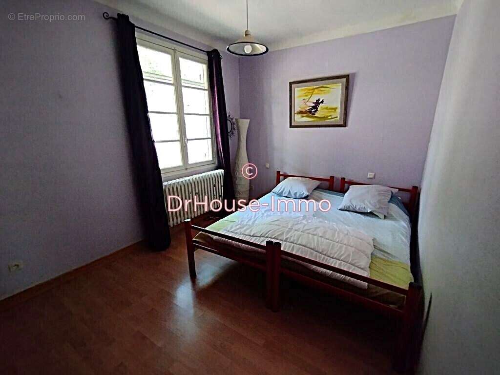 Maison à CHATEAU-ARNOUX-SAINT-AUBAN