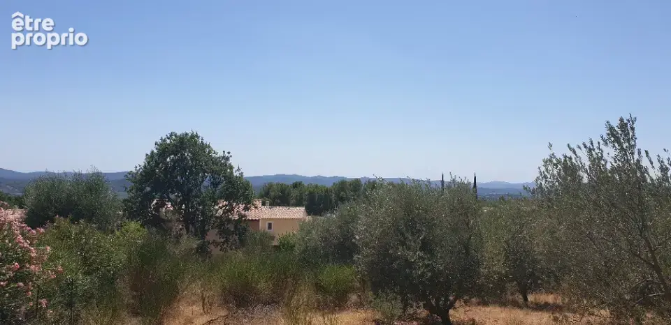 Terrain à PUGET-VILLE