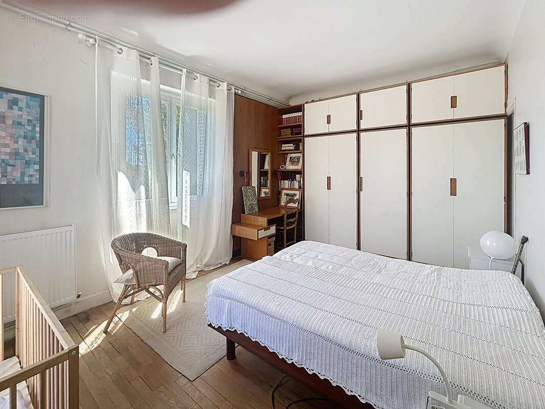 Maison à SAINT-VICTORET