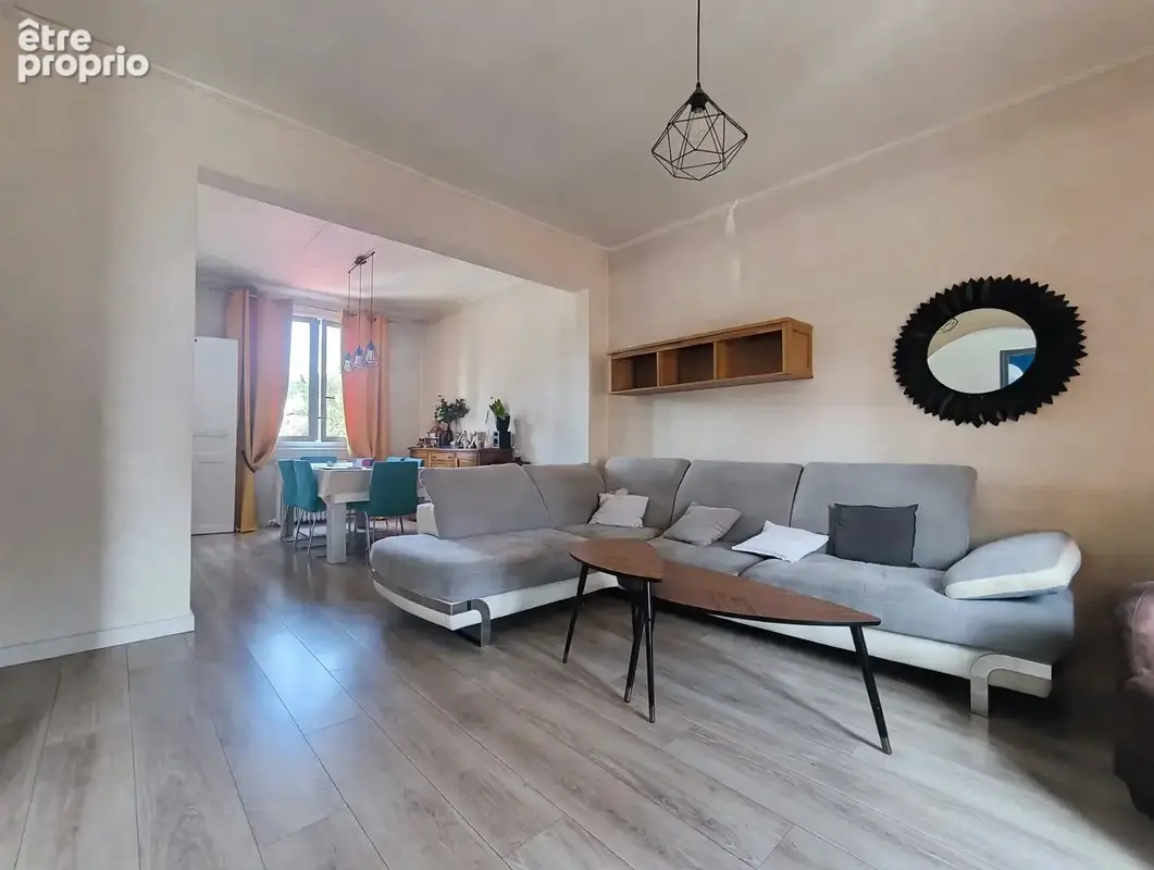 GOMMONVILLIERS - Maison 6 pièces avec appartement indépendant - photo 3