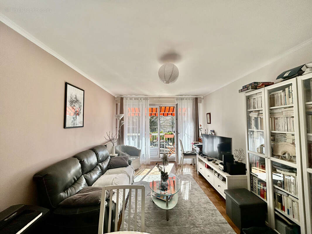 Appartement à BRY-SUR-MARNE