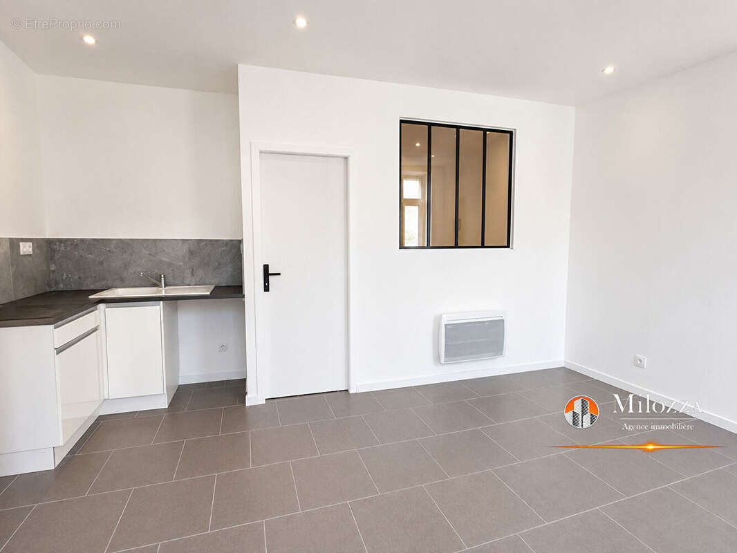 Appartement à CHAMAGNIEU