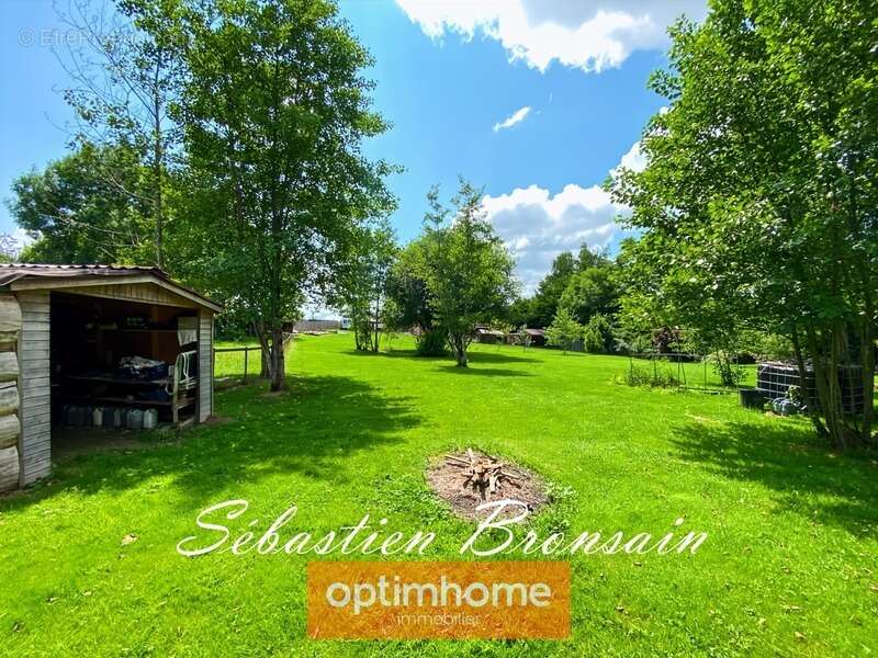 Maison à MONT-SOUS-VAUDREY