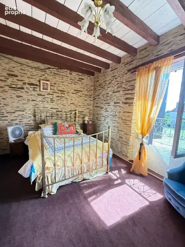 Manoir de 170m² avec son annexe de 50m² et ses dépendances sur terrain de 3 423m² 244 000 € - photo 42