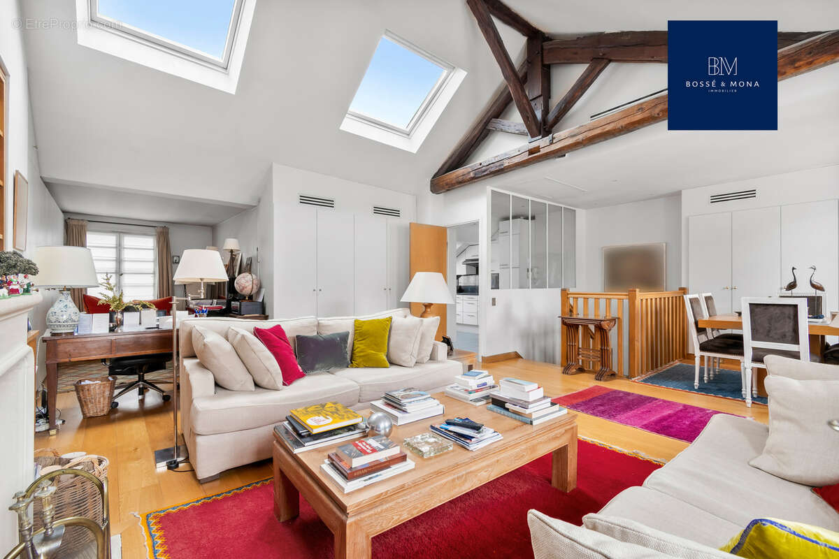 Appartement à PARIS-7E