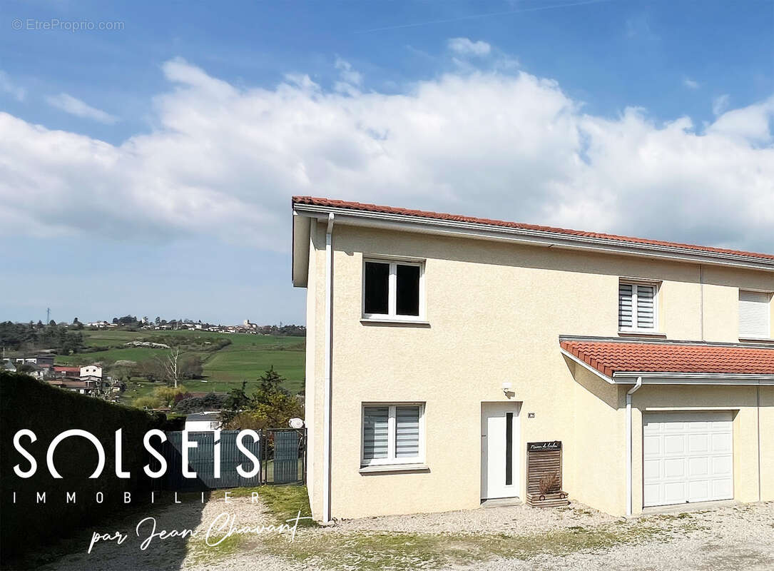 Maison à SAINT-MARTIN-LA-PLAINE