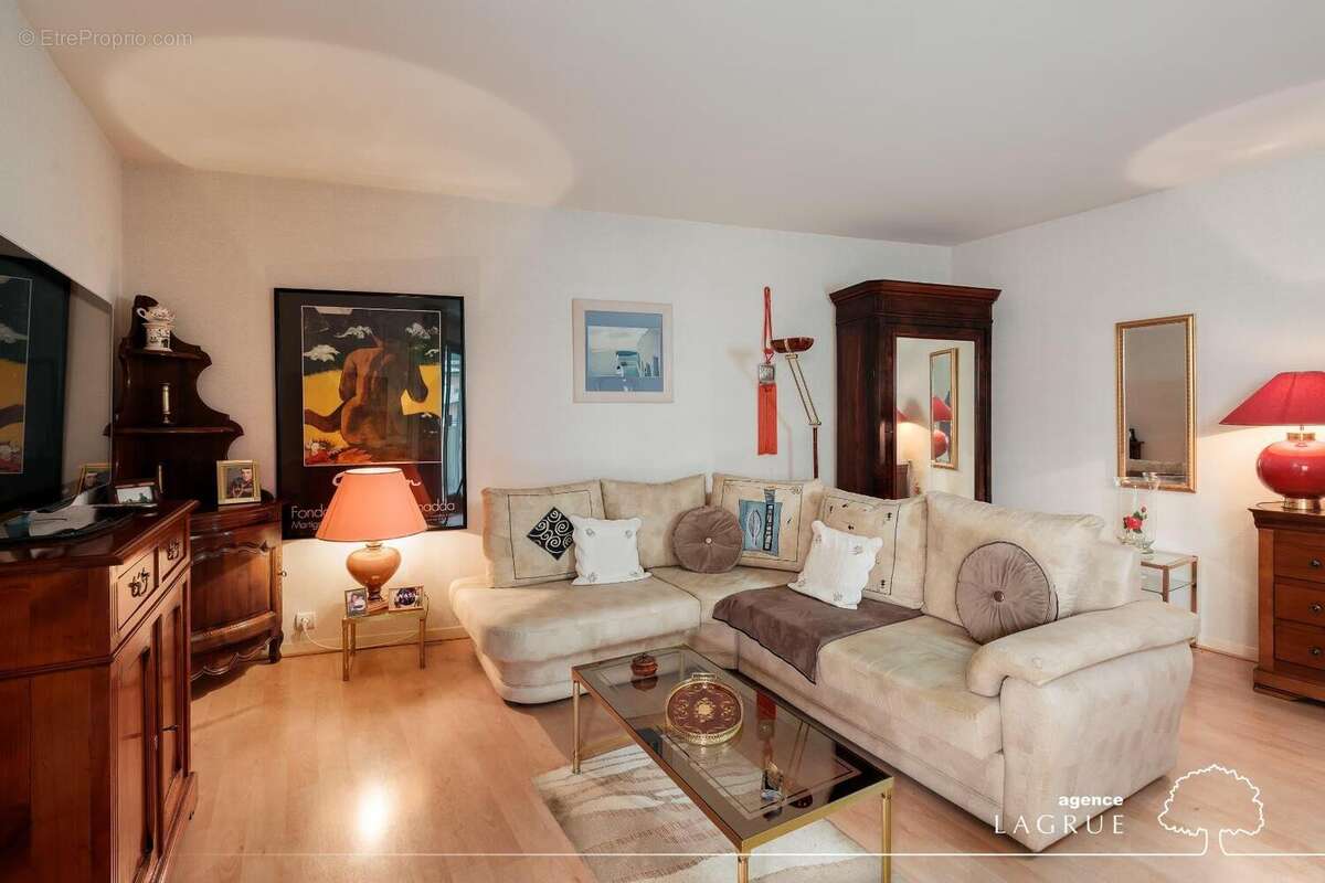   - Appartement à VICHY
